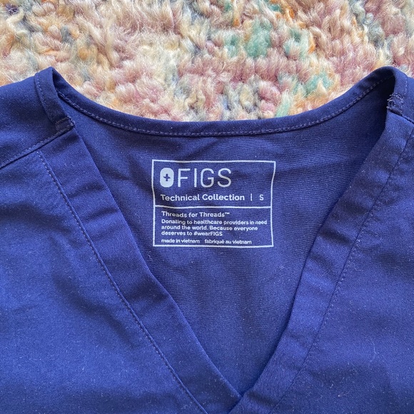 Catarina One-Pocket Scrub Top, Navy, Small Regular - Picture 3 of 4